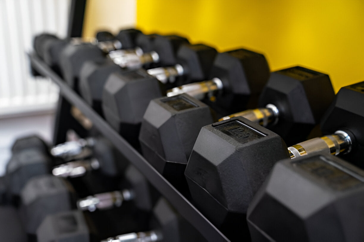 Hex Dumbbells Pairs & Sets (2.5kg–60kg) – Rubber-Coated, Anti-Roll, Knurled Steel Grip – Strength Training Weights for Home Gym or Studio