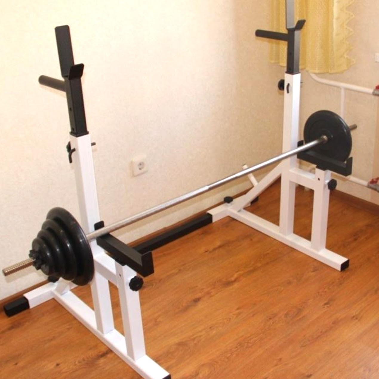 400kg Load Capacity Adjustable Squat & Bench Press Rack 2.0 – Heavy Duty Steel Frame, Multi Position & Safety Spotters for Home Gym Workouts